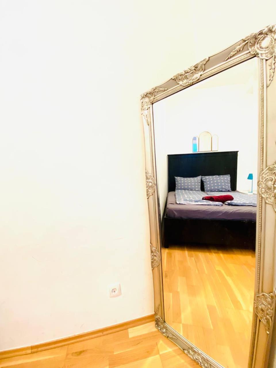 Family Apartment Th8 8 Вена Экстерьер фото