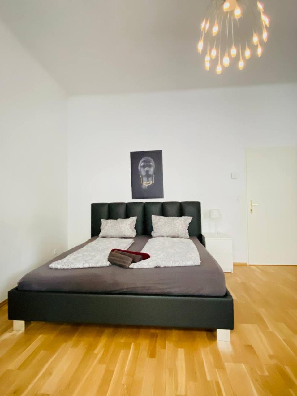Family Apartment Th8 8 Вена Экстерьер фото
