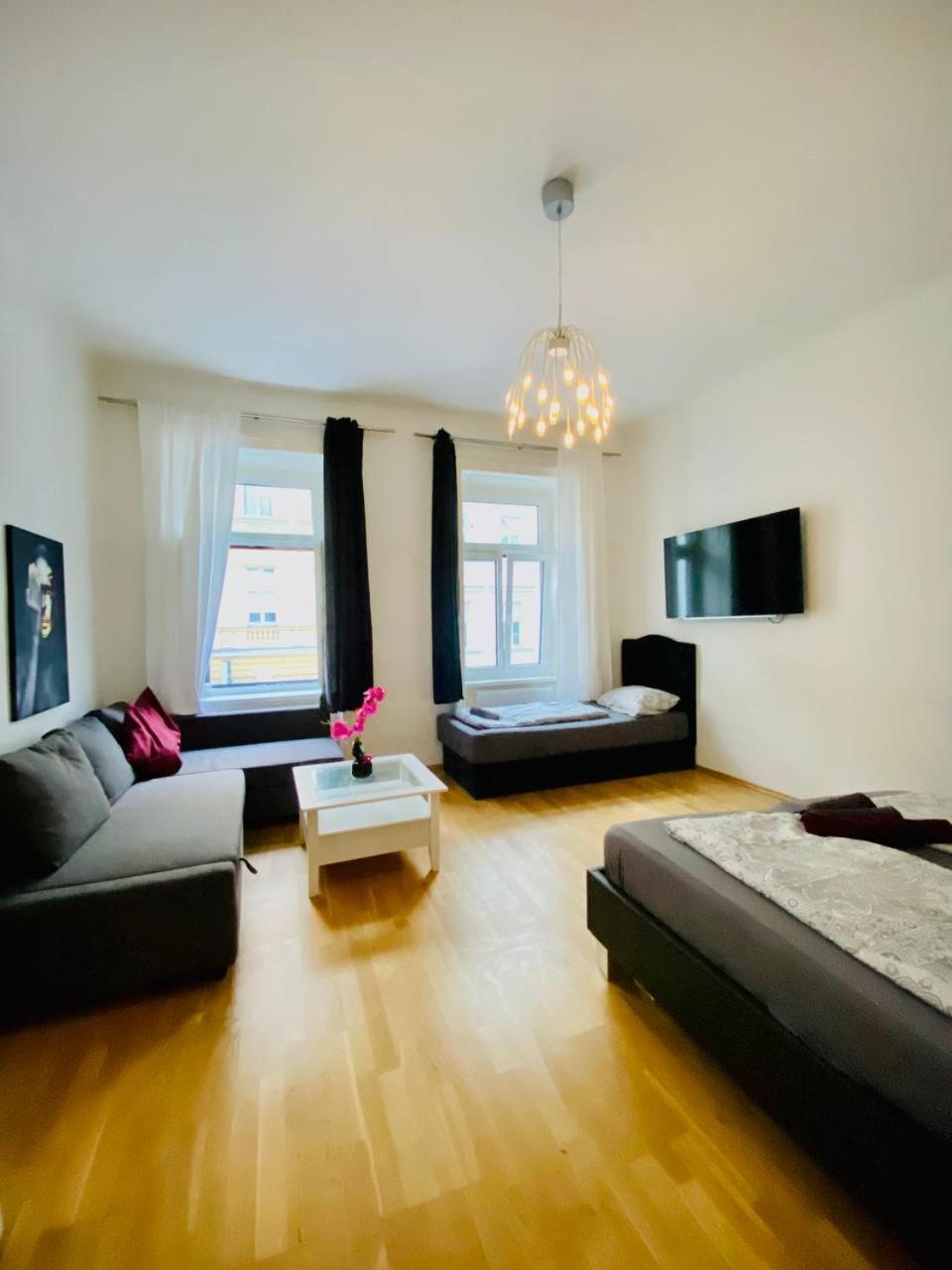 Family Apartment Th8 8 Вена Экстерьер фото